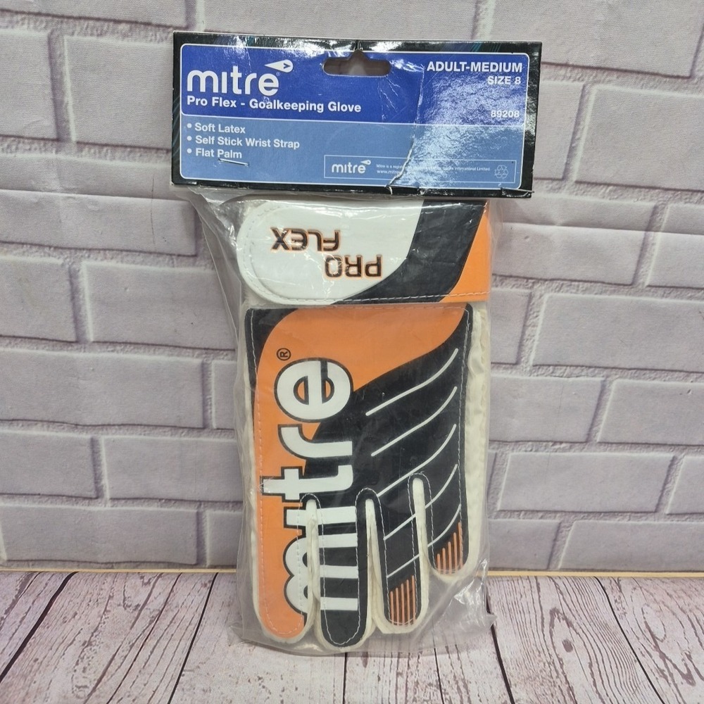 Mitre Pro Flex Goal Keepers Gloves Size 8, New Old Stock